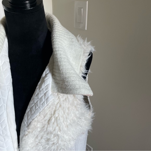 Anthropologie Saturday Sunday Ivory Shag/Fleece Sherpa Open Front Vest NWT Sz S - Picture 5 of 12
